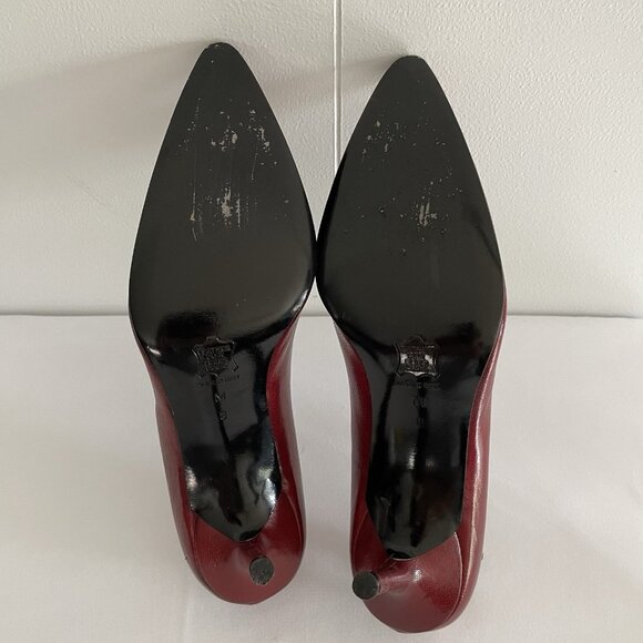 Richard Tyler Cherry Red,  Pointed high Heels, US size 8  made in Italy Bow - Picture 5 of 14